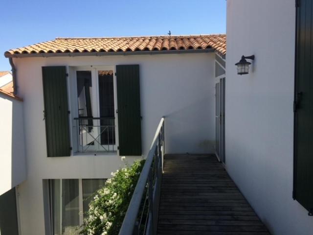 La Jolie Brise En Re Dans Residence Avec Piscine La Flotte Exterior foto